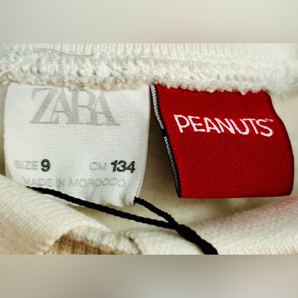 Girls Peanuts sweatshirt - Picture 4 of 7